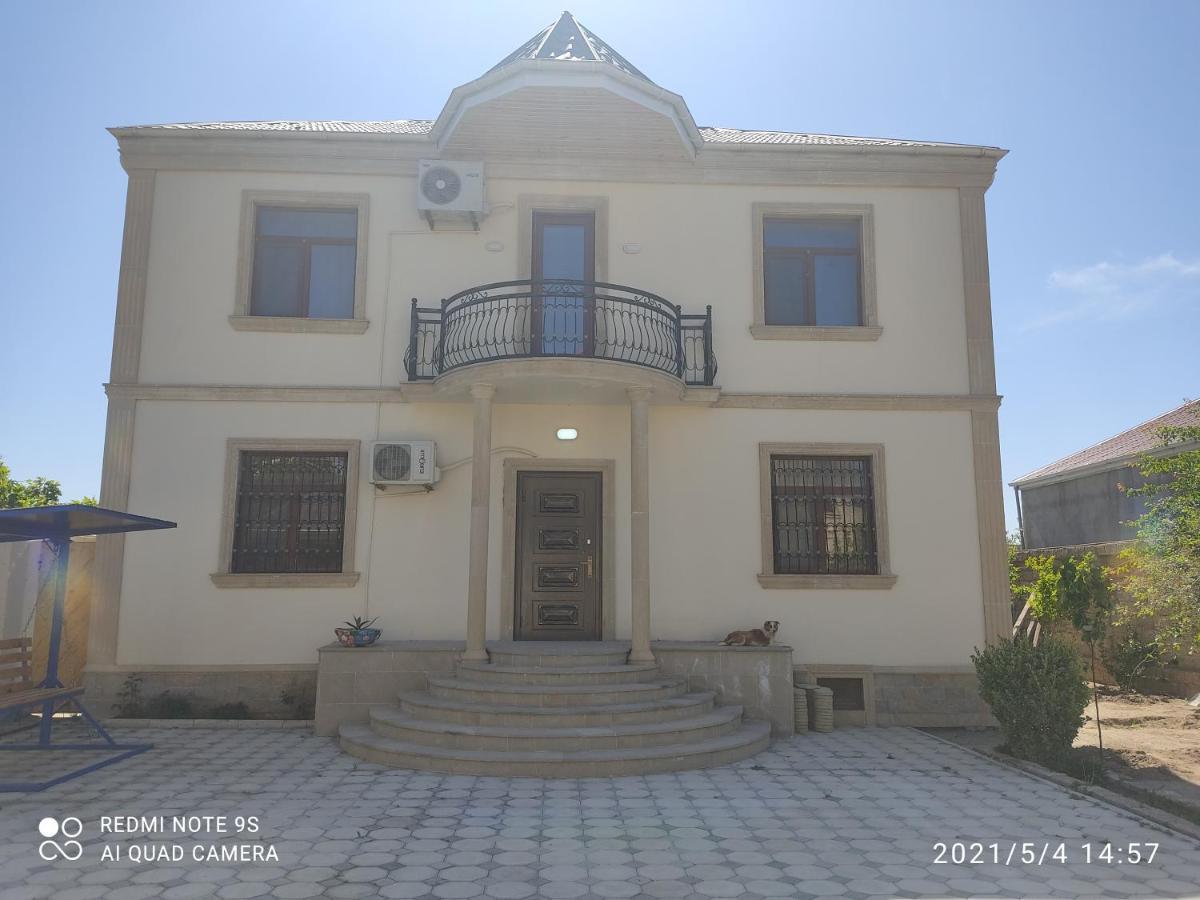 הוילה באקו Cozy House In Bina, Bolluq מראה חיצוני תמונה